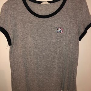 Grey tee